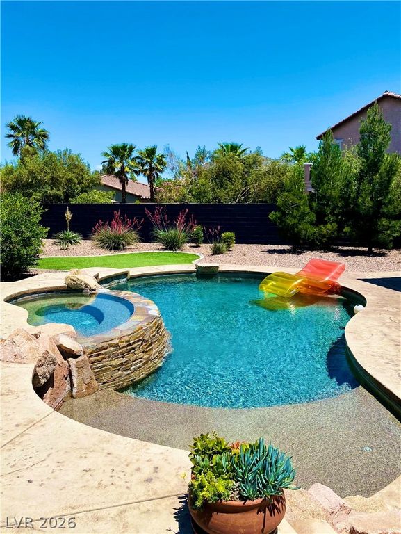1081 Maple Bend Court, Las Vegas, NV 89138 — photo 4