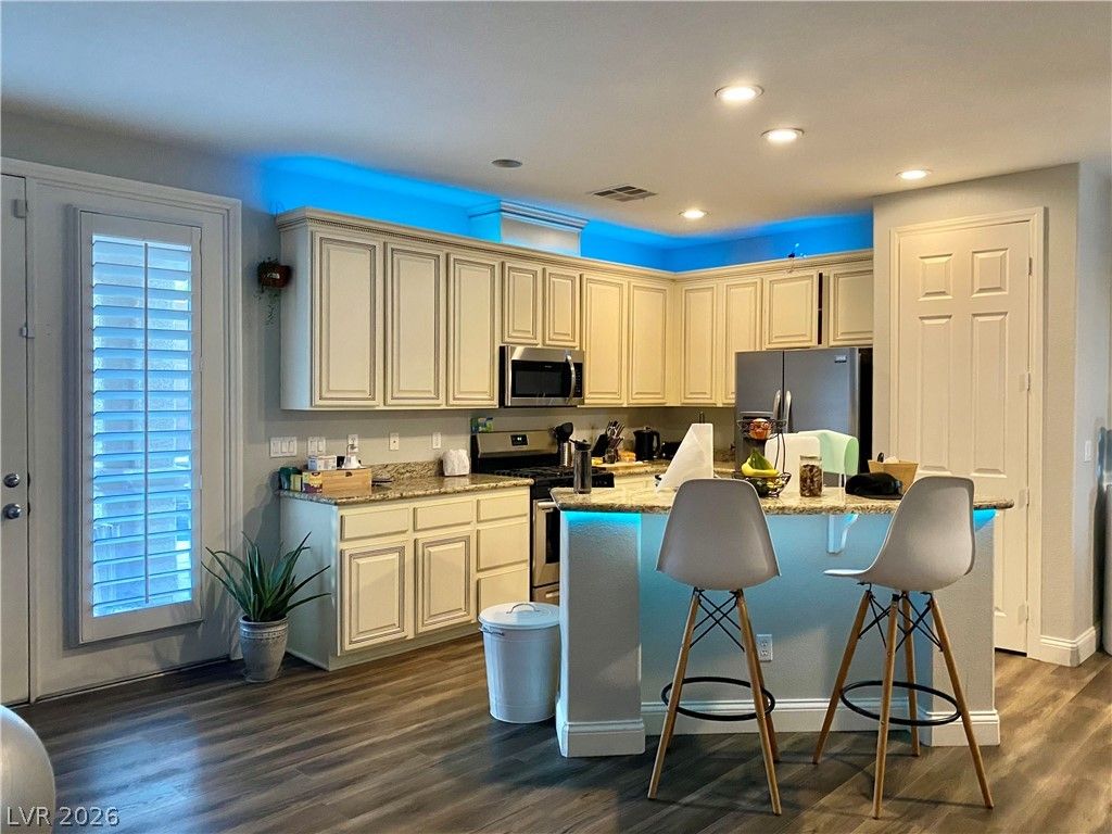 1081 Maple Bend Court, Las Vegas, NV 89138 — photo 5