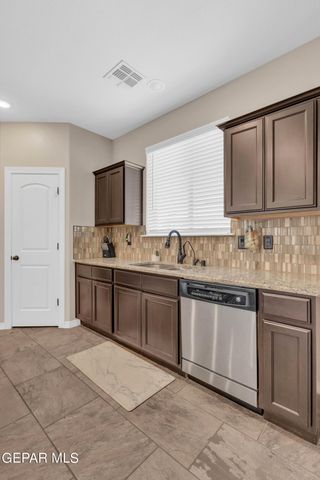 1503 Honey Mesquite, El Paso, TX 79928