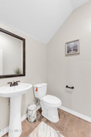 1503 Honey Mesquite, El Paso, TX 79928