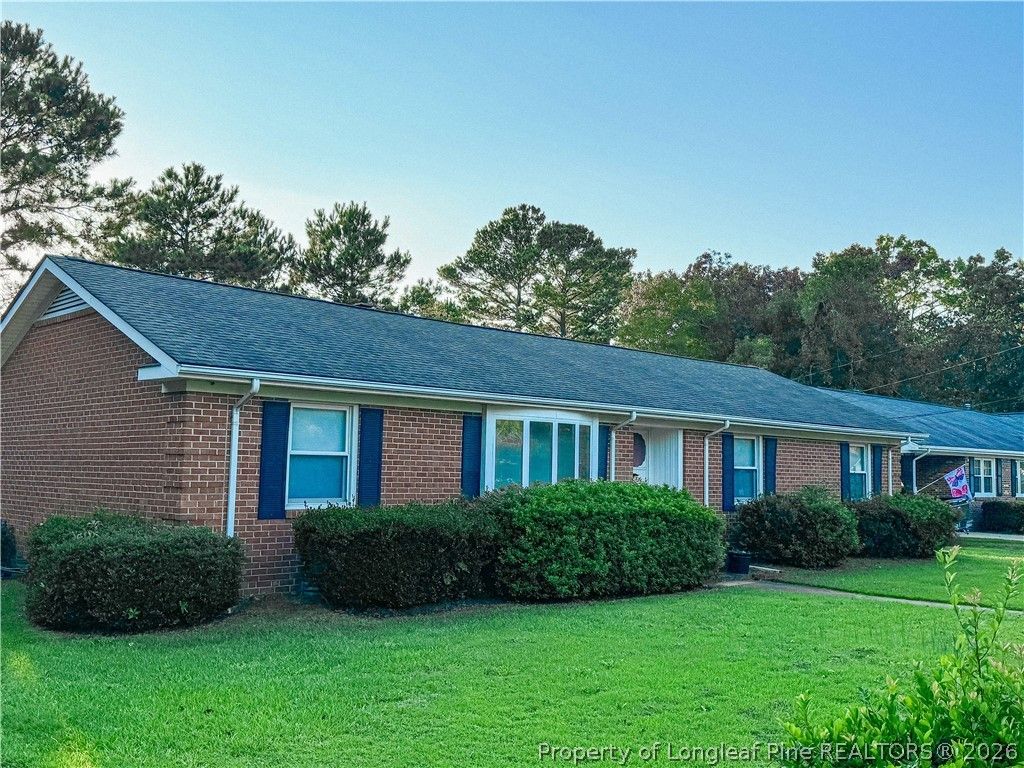 332 Rainier Drive, Fayetteville, NC 28314 — exterior