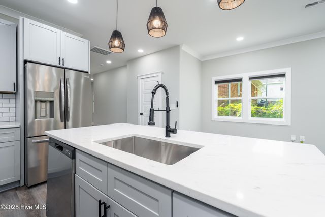 517 N 11th Street, Wilmington, NC 28401