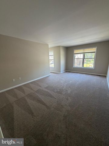 1938 LIMESTONE DR, Hummelstown, PA 17036