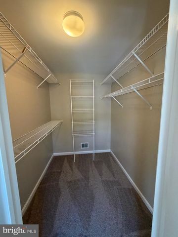 1938 LIMESTONE DR, Hummelstown, PA 17036