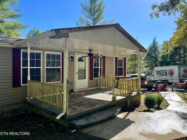 123` Doc Huling Rd, Robbins, TN 37852