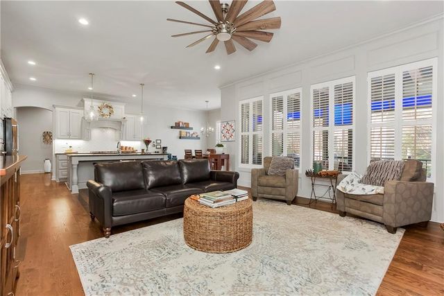 16804 Bradshaw Street, Overland Park, KS 66221