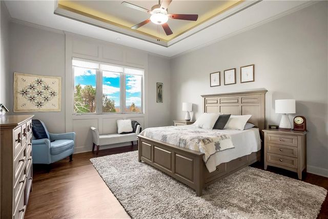 16804 Bradshaw Street, Overland Park, KS 66221