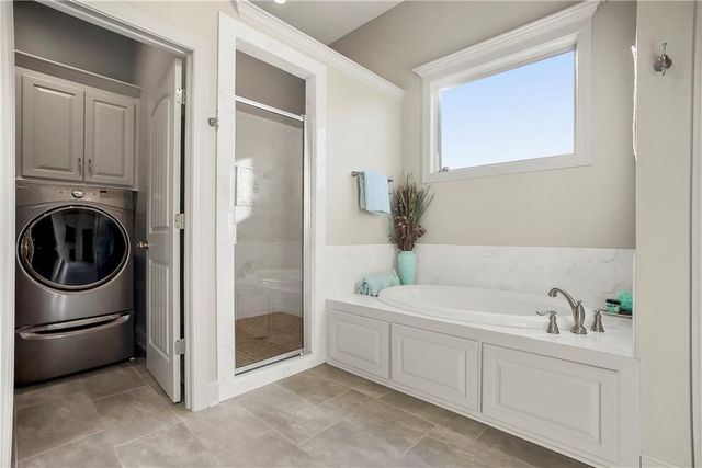 16804 Bradshaw Street, Overland Park, KS 66221