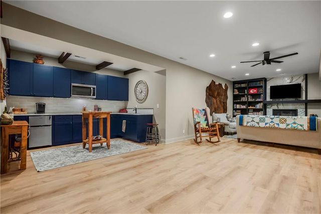 16804 Bradshaw Street, Overland Park, KS 66221