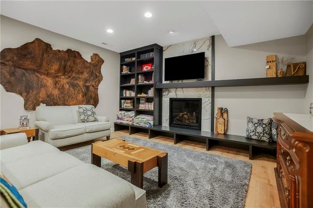 16804 Bradshaw Street, Overland Park, KS 66221