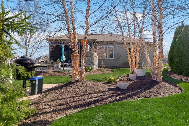 16804 Bradshaw Street, Overland Park, KS 66221