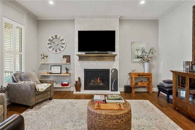 16804 Bradshaw Street, Overland Park, KS 66221