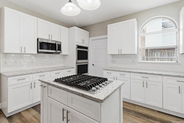 18106 Ransom Hill, San Antonio, TX 78258