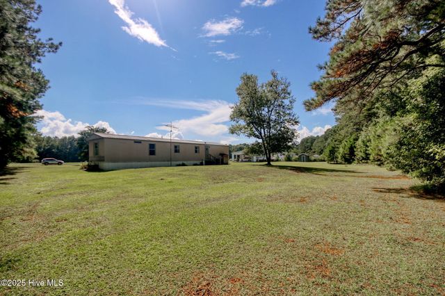 6952 Reed Trail NW, Ocean Isle Beach, NC 28469