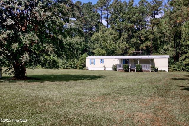 6952 Reed Trail NW, Ocean Isle Beach, NC 28469