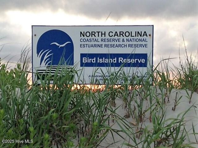 6952 Reed Trail NW, Ocean Isle Beach, NC 28469