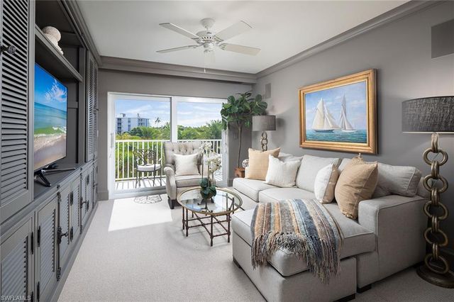 1285 Gulf Shore BLVD N 3B, Naples, FL 34102