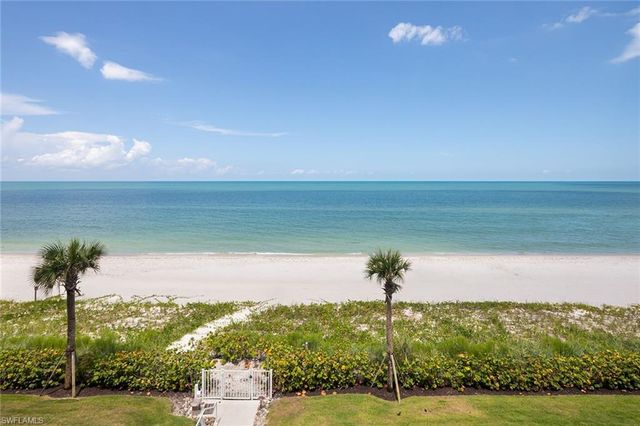 1285 Gulf Shore BLVD N 3B, Naples, FL 34102
