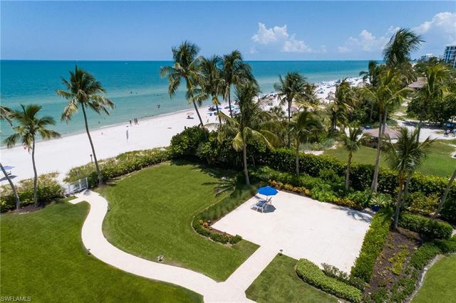 1285 Gulf Shore BLVD N 3B, Naples, FL 34102