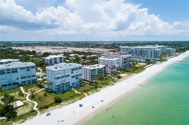1285 Gulf Shore BLVD N 3B, Naples, FL 34102