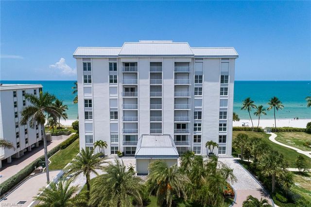 1285 Gulf Shore BLVD N 3B, Naples, FL 34102