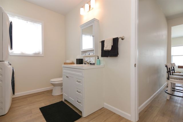 493 Manchester St 1, Manchester, NH 03103