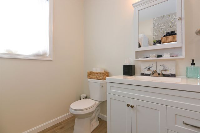 493 Manchester St 1, Manchester, NH 03103