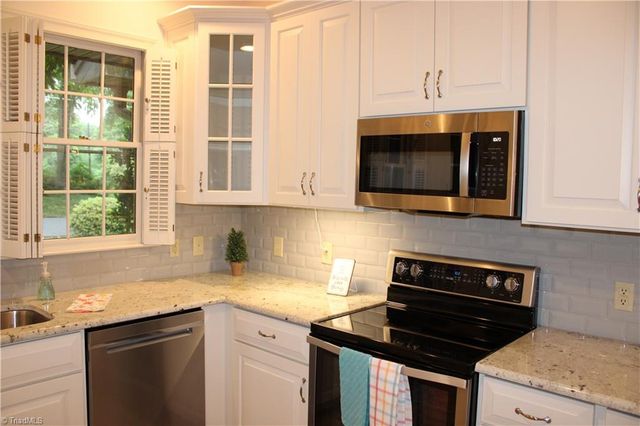 329 Laurel Street, Mount Airy, NC 27030