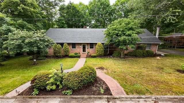 329 Laurel Street, Mount Airy, NC 27030