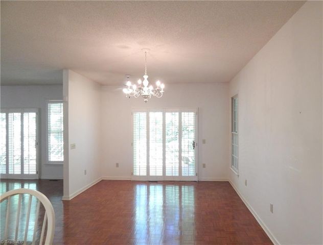 329 Laurel Street, Mount Airy, NC 27030