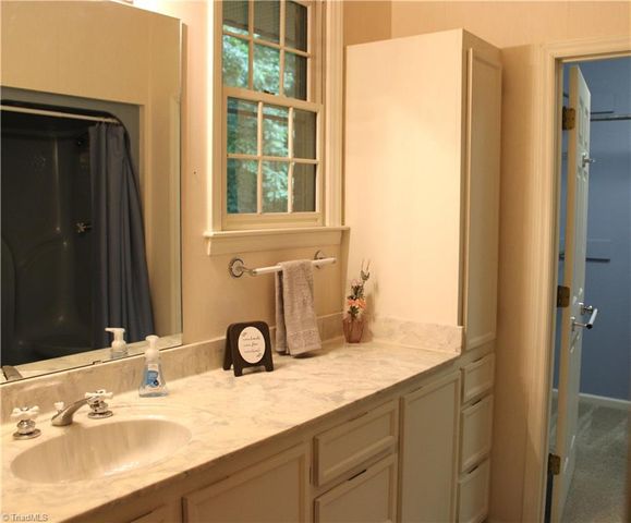 329 Laurel Street, Mount Airy, NC 27030