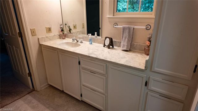 329 Laurel Street, Mount Airy, NC 27030