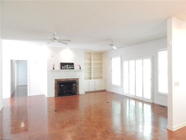 329 Laurel Street, Mount Airy, NC 27030