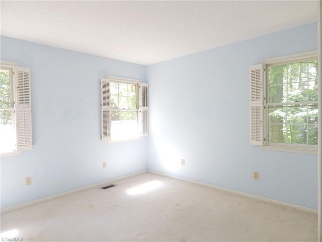 329 Laurel Street, Mount Airy, NC 27030