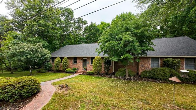 329 Laurel Street, Mount Airy, NC 27030