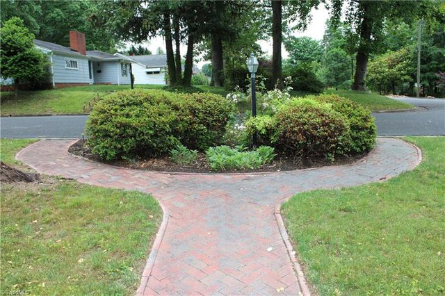 329 Laurel Street, Mount Airy, NC 27030