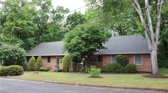 329 Laurel Street, Mount Airy, NC 27030
