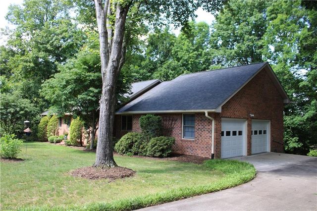 329 Laurel Street, Mount Airy, NC 27030