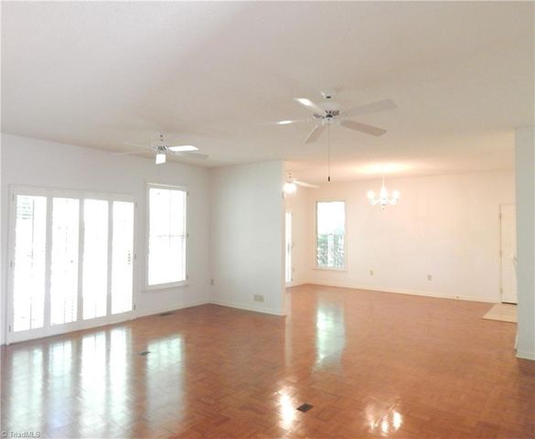 329 Laurel Street, Mount Airy, NC 27030