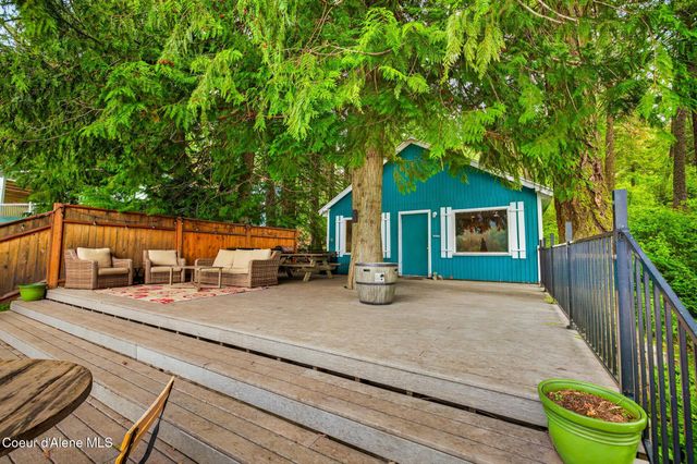 8642 W Upper Twin Lake Shore RD S, Rathdrum, ID 83858