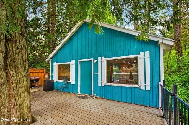 8642 W Upper Twin Lake Shore RD S, Rathdrum, ID 83858