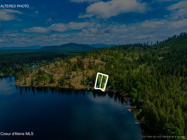 8642 W Upper Twin Lake Shore RD S, Rathdrum, ID 83858