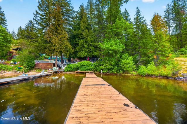 8642 W Upper Twin Lake Shore RD S, Rathdrum, ID 83858