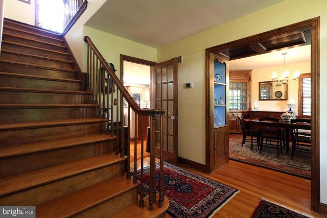 320 HARTSWICK AVE, State College, PA 16803