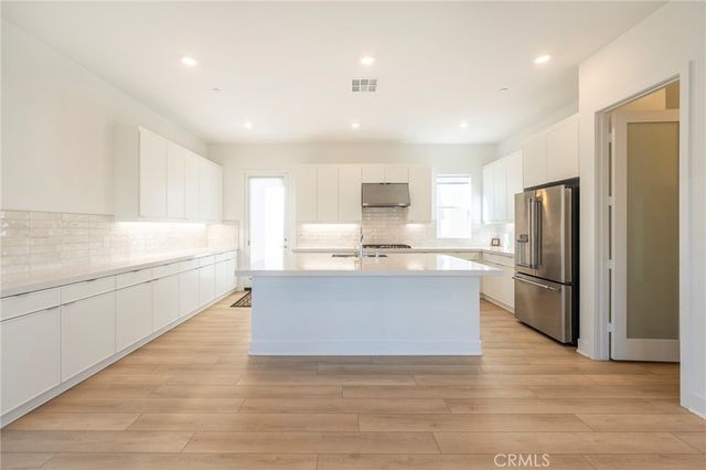 412 Flycatcher, Irvine, CA 92618