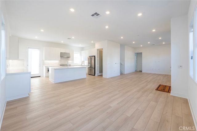 412 Flycatcher, Irvine, CA 92618