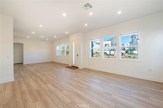 412 Flycatcher, Irvine, CA 92618
