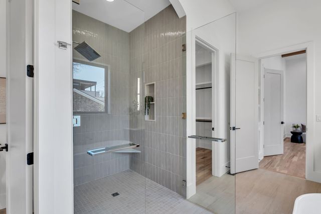 3806 Harding Pl, Nashville, TN 37215