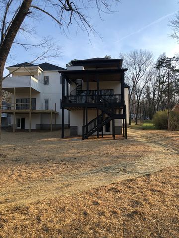 3806 Harding Pl, Nashville, TN 37215