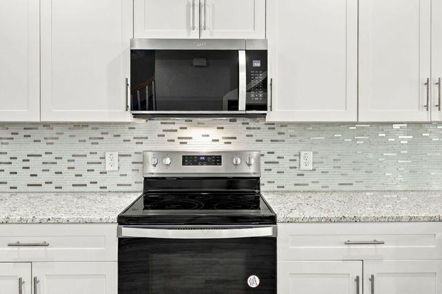 5816 Beverly Drive, Hanahan, SC 29410